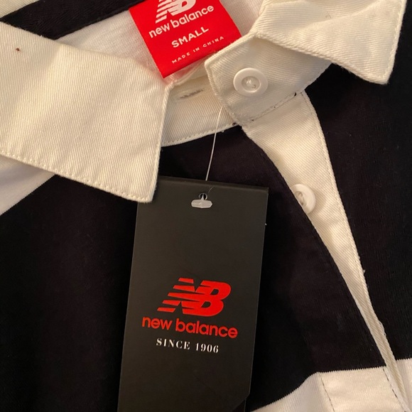 Long, relaxed New Balance shirt - Picture 2 of 3